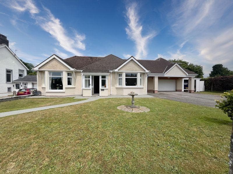 Oaklands, Fonmon, The Vale of Glamorgan CF62 3BJ - Image 1