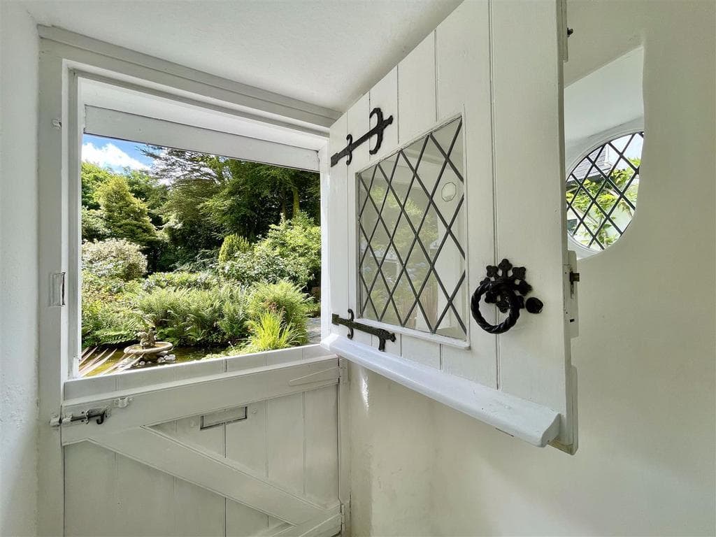 Whitehall, Scorrier - Image 5