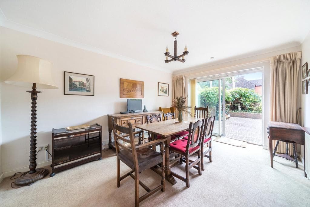 Hurst Lodge, Gower Road, Weybridge, KT13 - Image 4