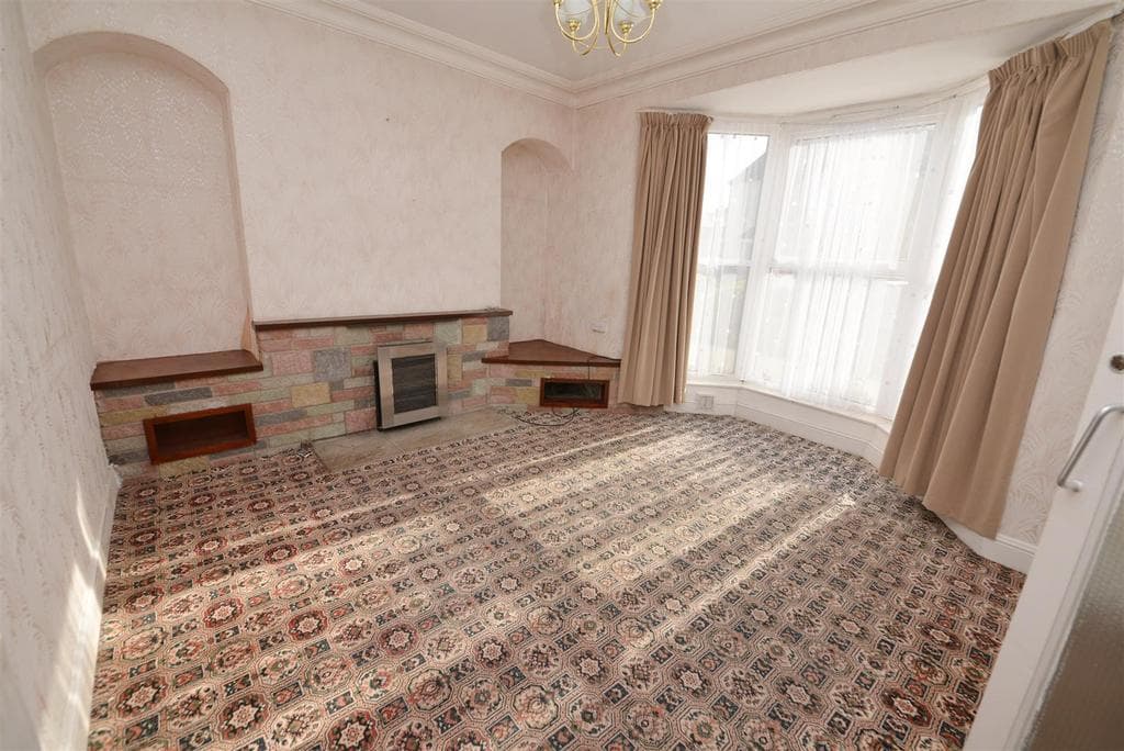 Trafalgar Road, Tenby - Image 2