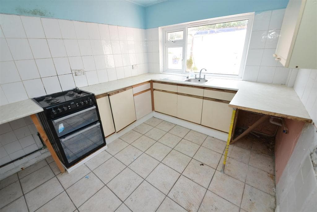 Trafalgar Road, Tenby - Image 5