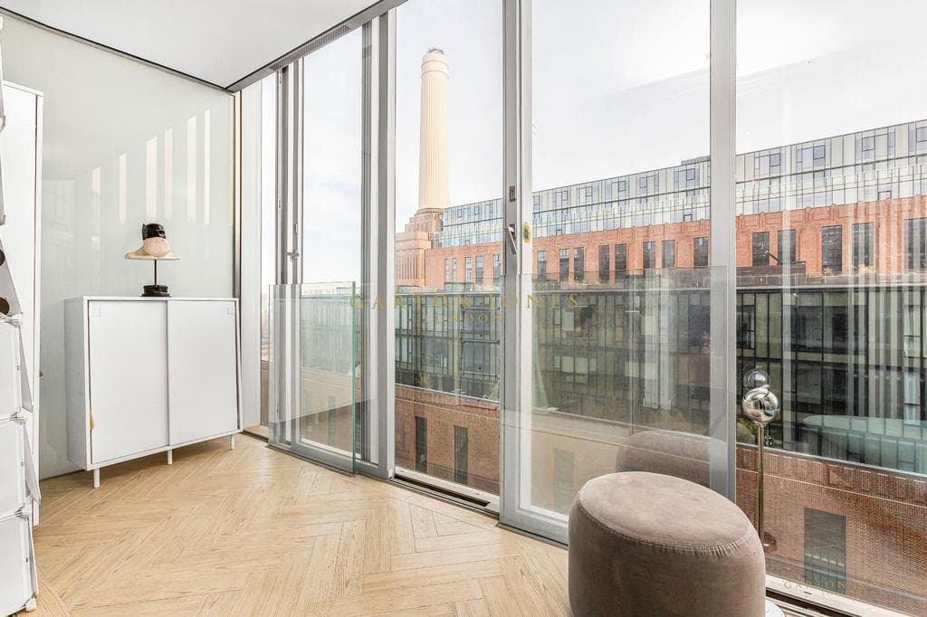 Pearce House, 8 Circus Road West, London, SW11 - Image 2
