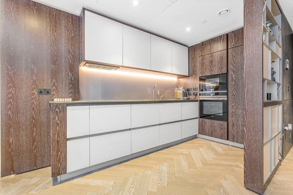 Pearce House, 8 Circus Road West, London, SW11 - Image 5