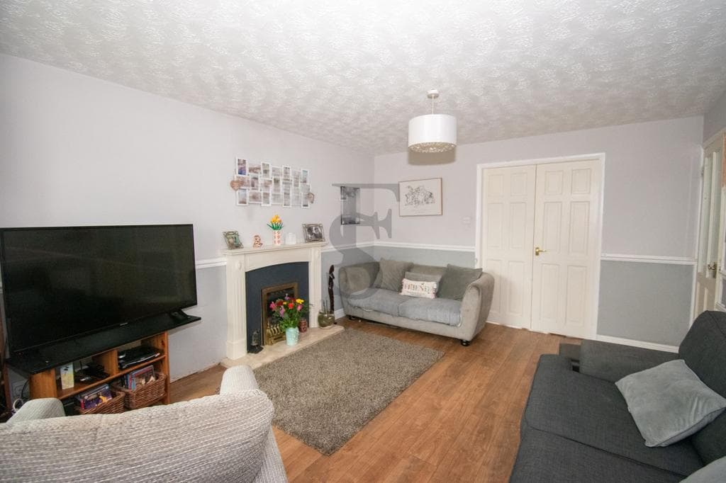 Biggs Close, Whetstone, Leicester - Image 2