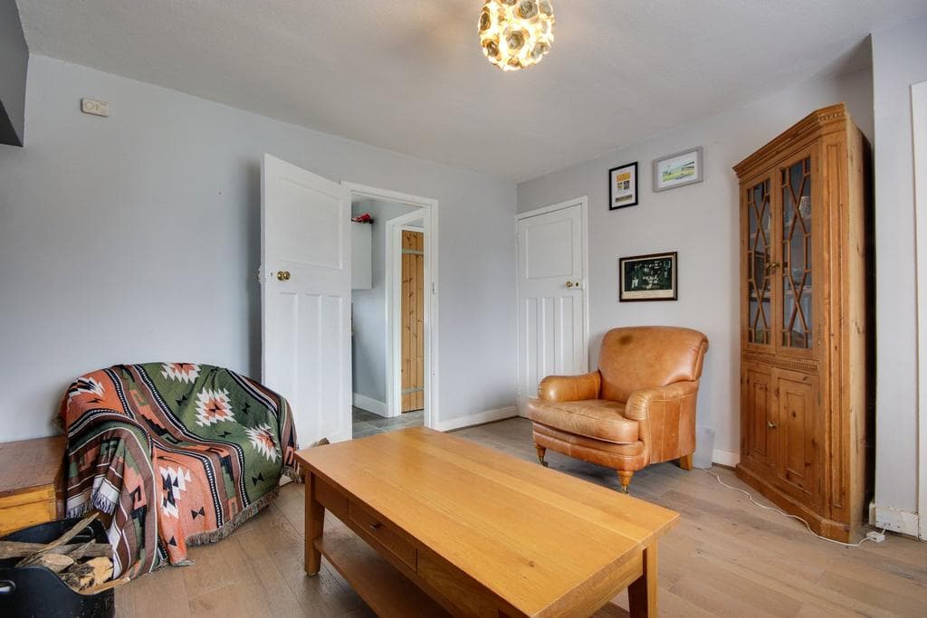 East End, Lymington, SO41 - Image 5