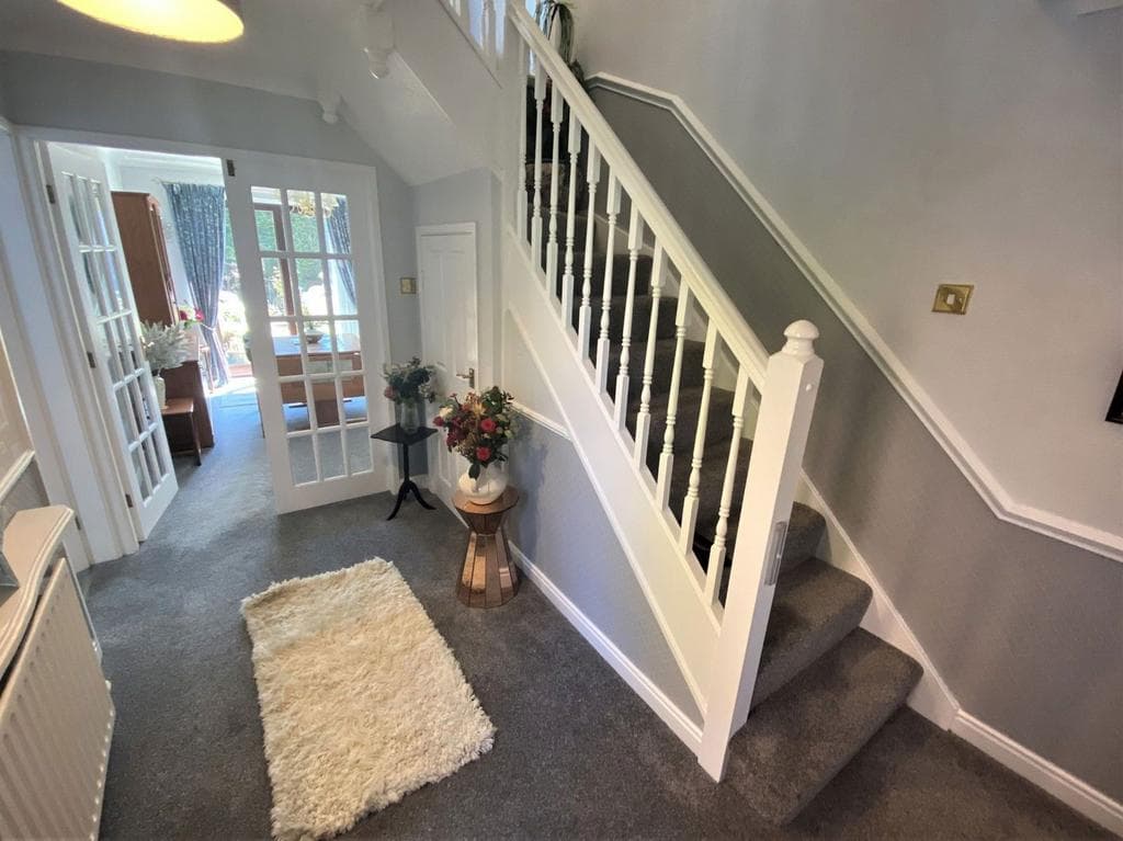 6 Spinners Way, Moorside, Oldham, OL4 2QN - Image 3