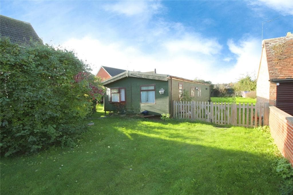 Bedford Road, Bedford MK43 - Image 5