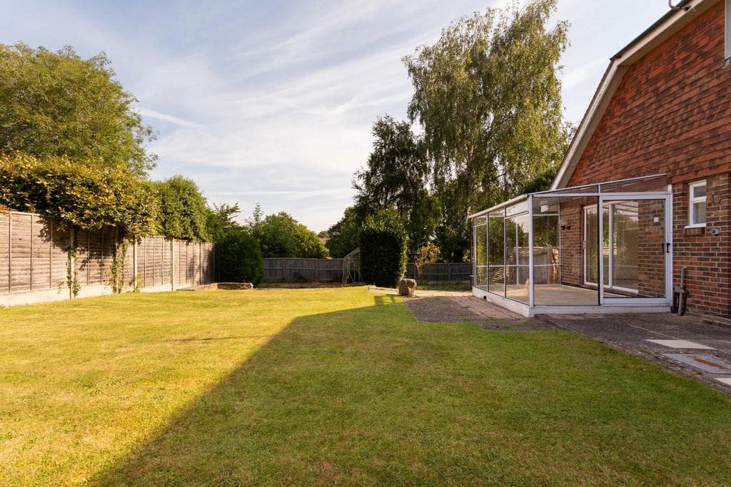 Mill Drive, Henfield - Image 2