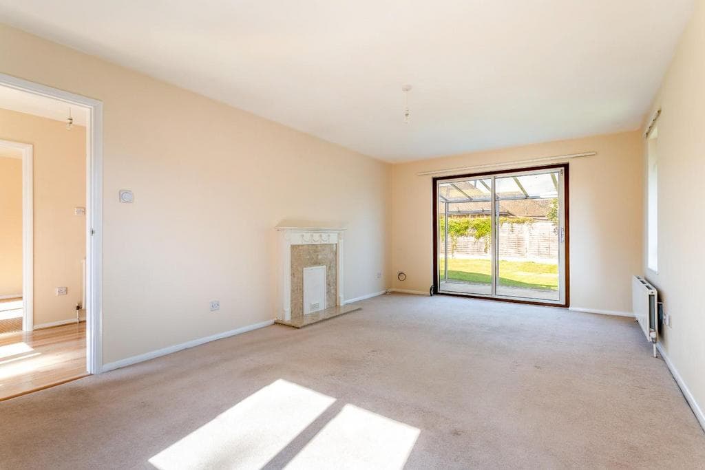 Mill Drive, Henfield - Image 5