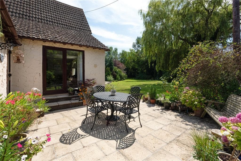 Warm House Lane, Graveney, Faversham, Kent, ME13 - Image 3
