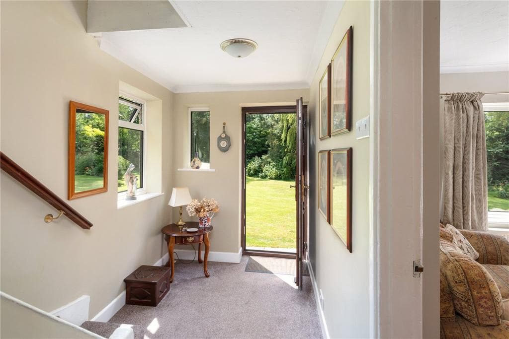 Warm House Lane, Graveney, Faversham, Kent, ME13 - Image 5