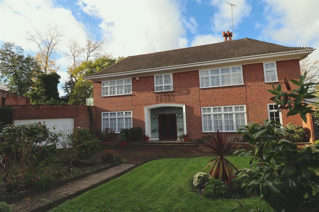 Winnington Close, Hampstead Garden Suburb - Image 1