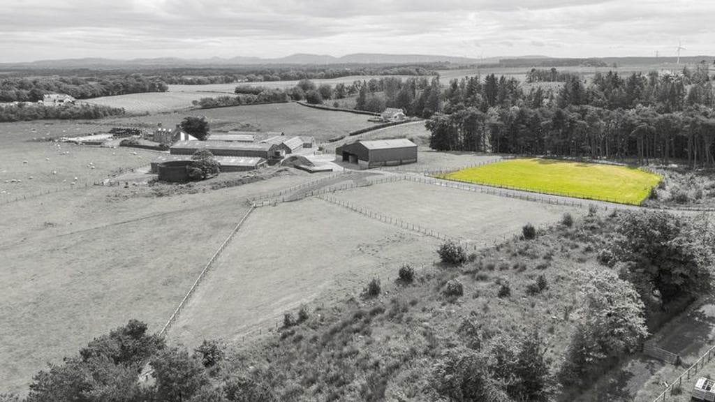 Longford Croft west, West Calder EH55 - Image 2