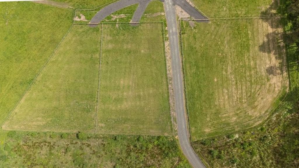 Longford Croft west, West Calder EH55 - Image 4