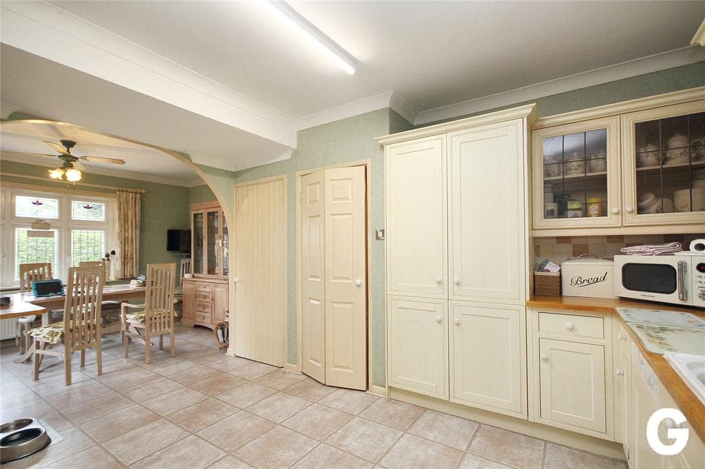 Beech Lane, St. Leonards, Ringwood, Hampshire, BH24 - Image 4