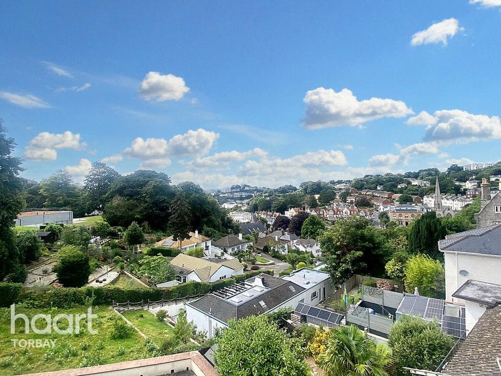 Lower Woodfield Road, Torquay - Image 4