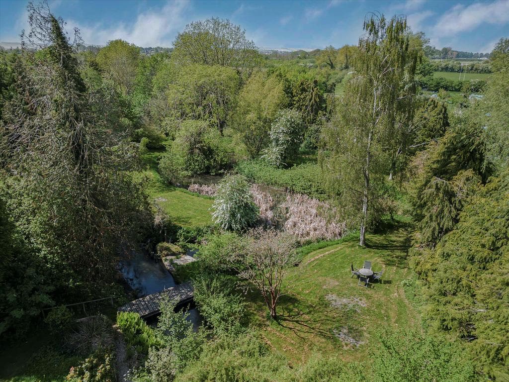 Grove Bridge, Wantage, Oxfordshire, OX12 - Image 2