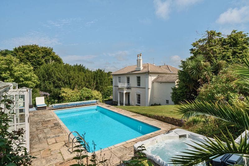 Millpond Avenue, Hayle TR27 - Image 2