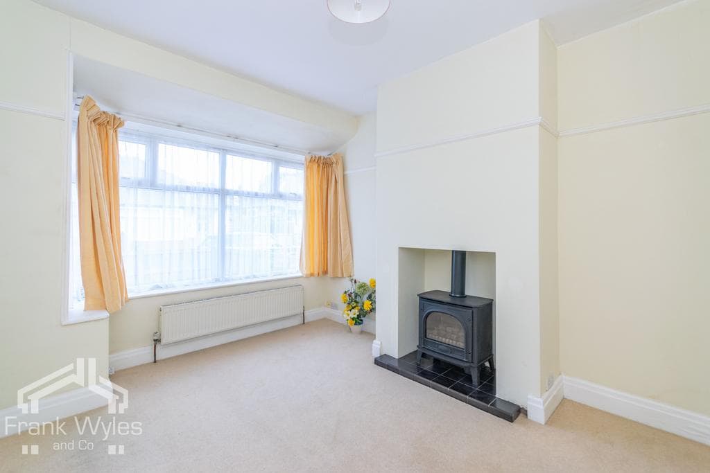 Gracamy Avenue, Warton, Preston, Lancashire - Image 2
