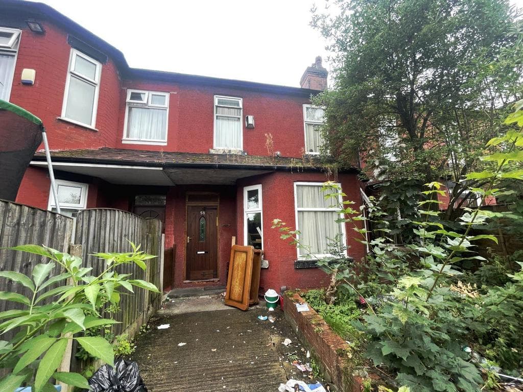 Wellington Street East, Salford - Image 1