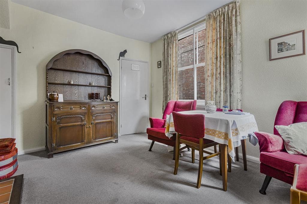 Gorwell, Watlington - Image 4