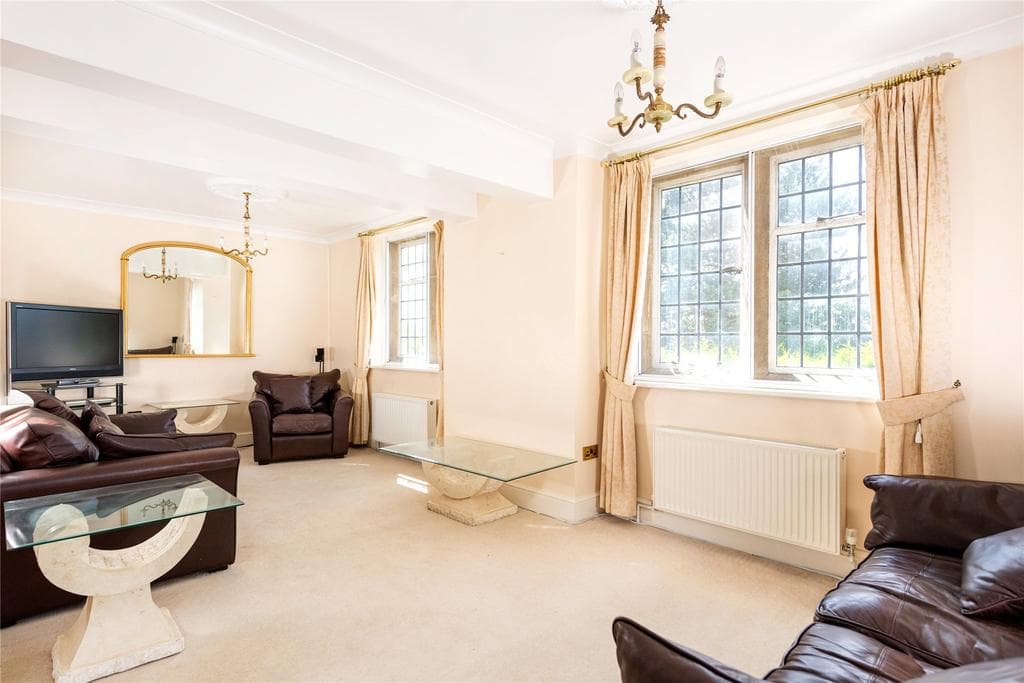 Little Horwood Manor, Little Horwood, Milton Keynes, Buckinghamshire, MK17 - Image 2