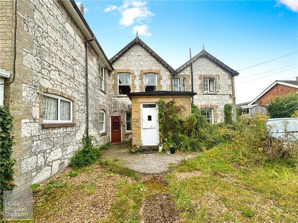 Hunny Hill, Brighstone, Newport - Image 1