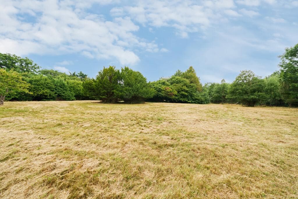 Framewood Road, Stoke Poges, Buckinghamshire, SL2 - Image 3
