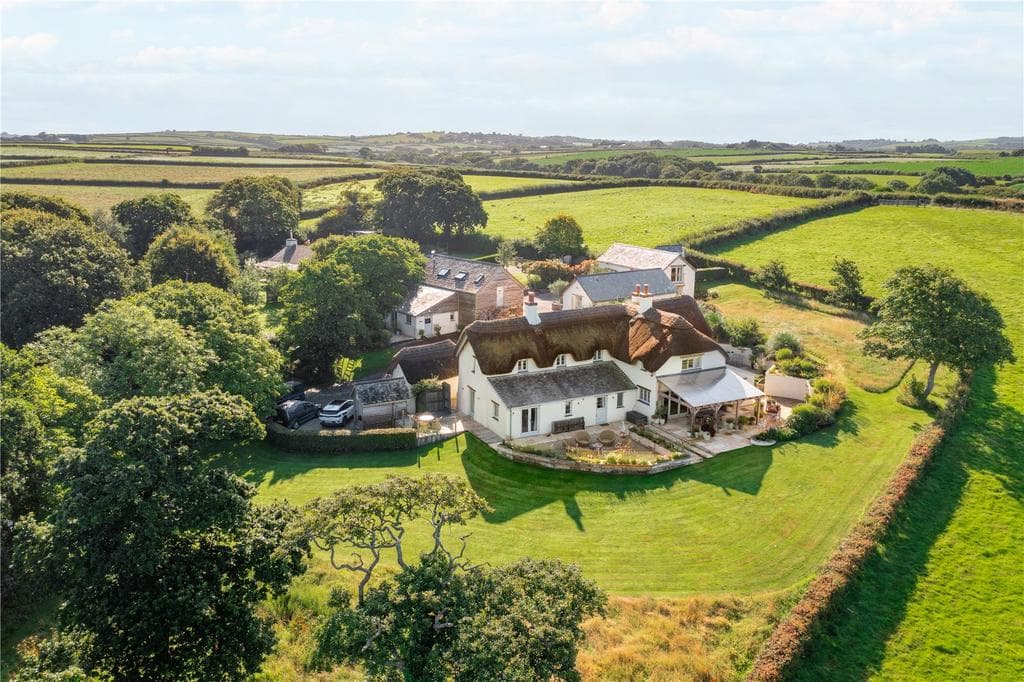 Marhamchurch, Bude, Cornwall, EX23 - Image 2