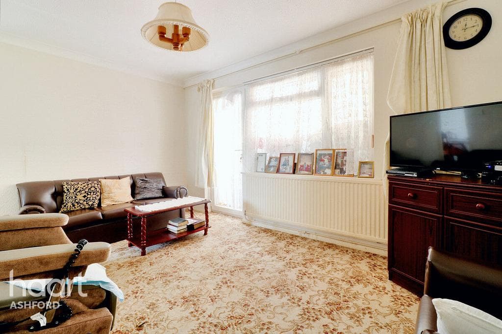 Broadhurst Drive, Ashford - Image 4
