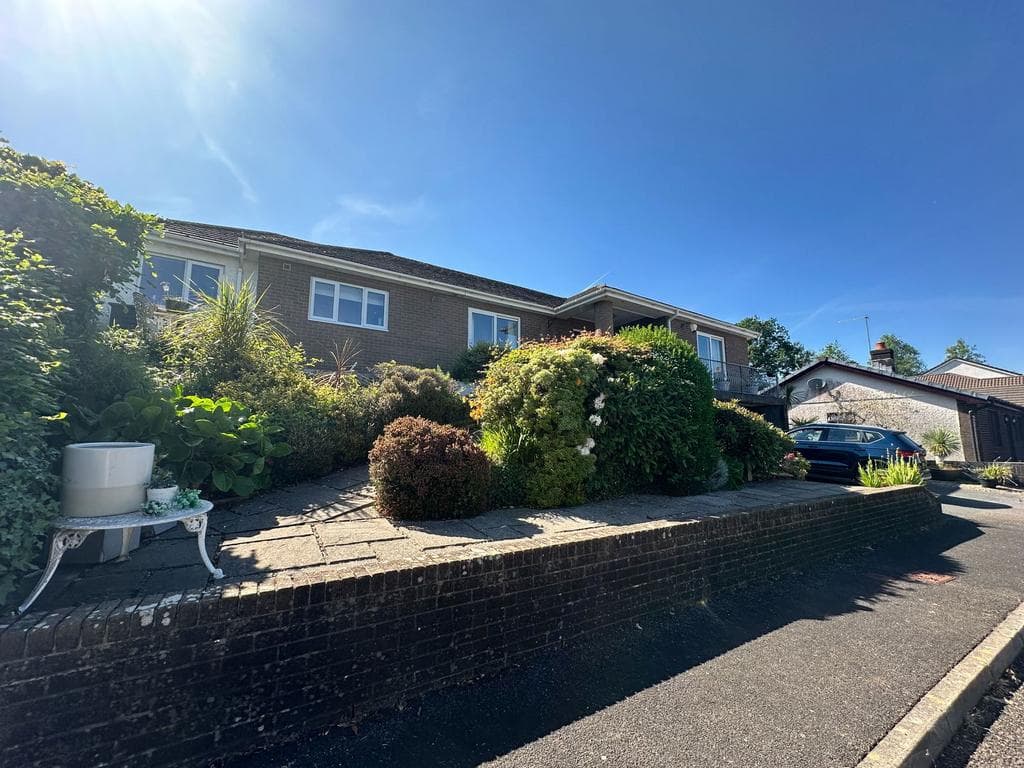 Parc y Llan, Llandybie, SA18 3HY - Image 4
