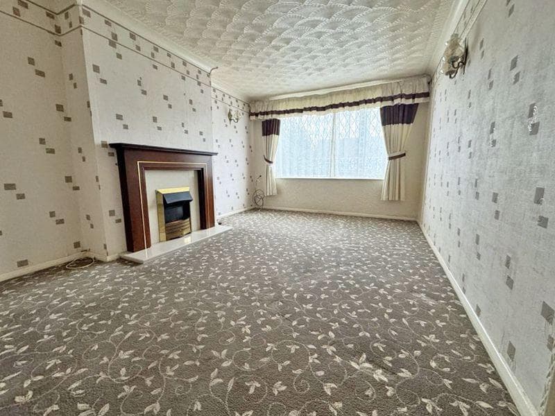 CURZON AVENUE, CLEETHORPES - Image 2