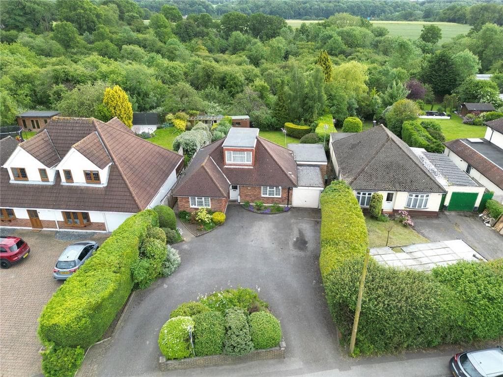 Toms Lane, Kings Langley, WD4 - Image 1
