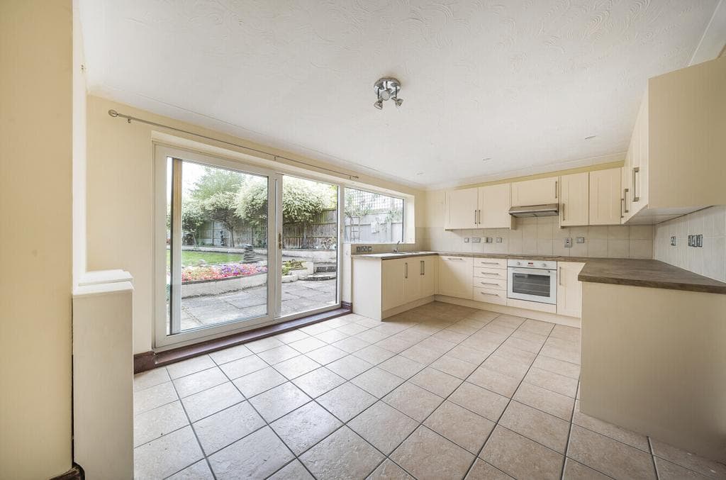 Abbey Street, Saffron Walden CB10 - Image 2