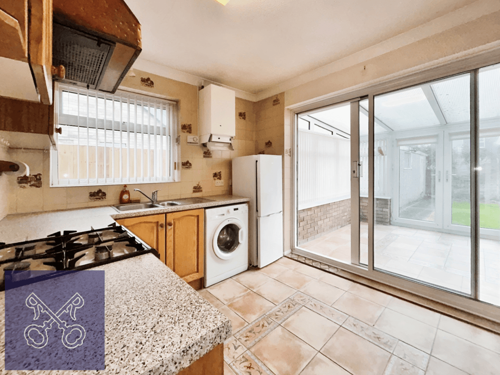 Cullingworth Avenue, East Yorkshire HU6 - Image 3
