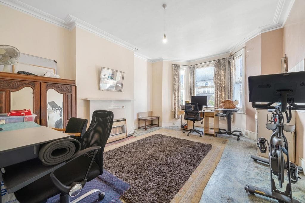 Bonham Road, SW2 - Image 2