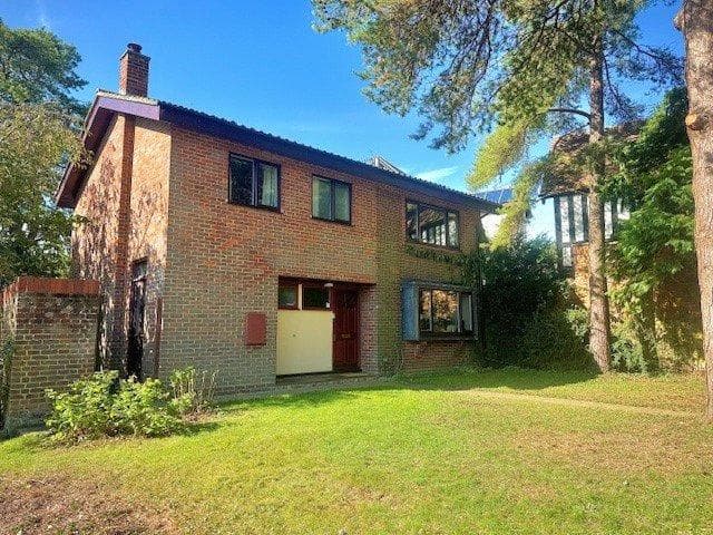 Firs Close, Aylesbury HP22 - Image 1
