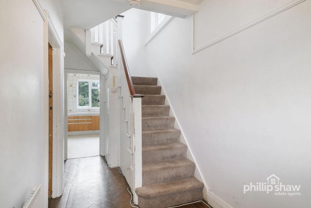 Lapstone Gardens, Harrow, HA3 - Image 2