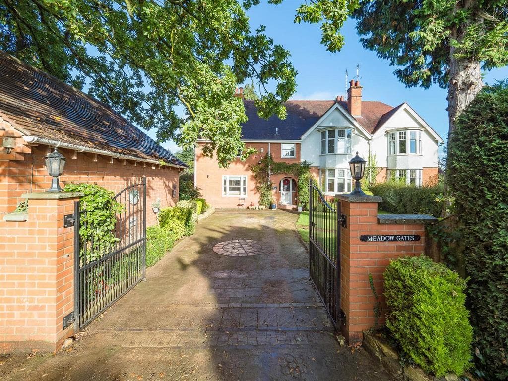 Binton Road, Welford On Avon - Image 1