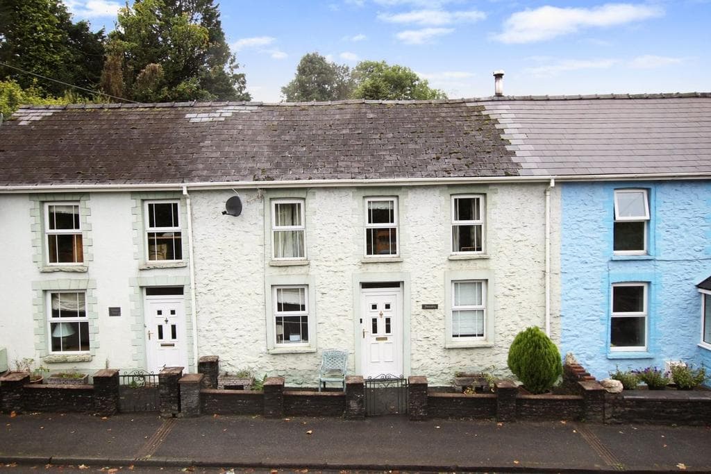 Irfon Crescent, Llanwrtyd Wells, LD5 - Image 1