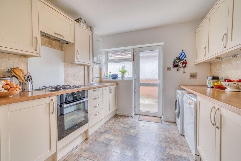 Hull Road, Bournemouth BH11 - Image 4