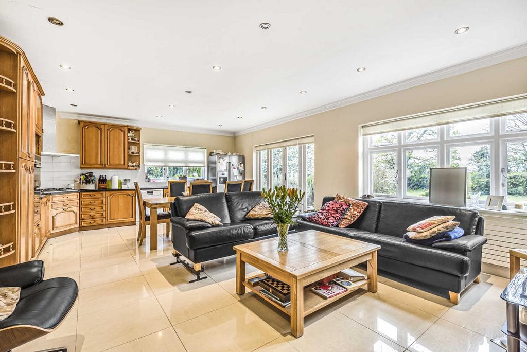 Summerhouse Lane, Aldenham, Hertfordshire, WD25 - Image 3