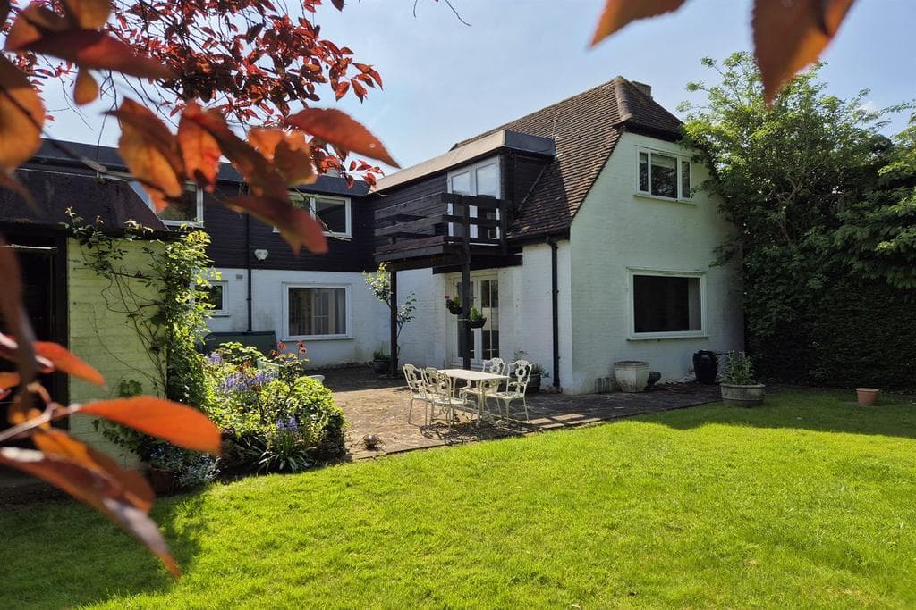 Quarrywood Road, Marlow - Image 5