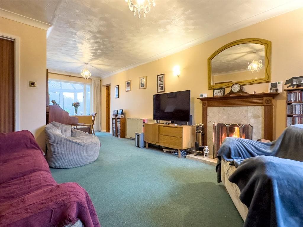 Cotswold Close, Minster Lovell, Witney, Oxfordshire, OX29 - Image 4