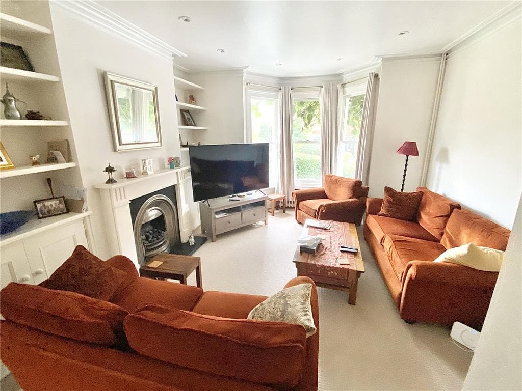 Hadley Road, Barnet, Hertfordshire, EN5 - Image 2