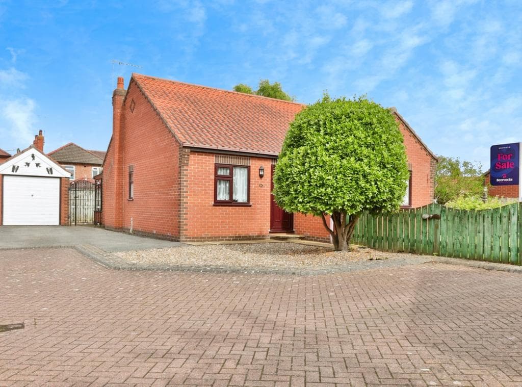Angus Drive, Driffield YO25 - Image 1