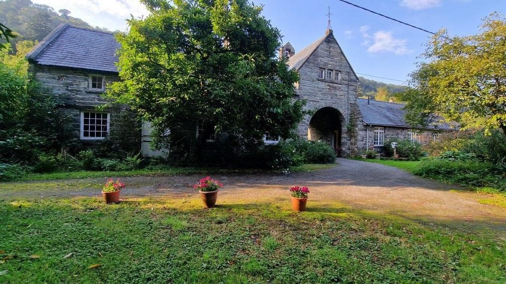 View property at Crochendy Twrog, Tan-y-Bwlch, Maentwrog, LL41 3YU