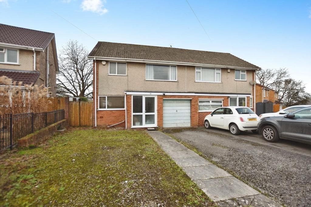 View property at Bentley Close, Whitchurch, Bristol