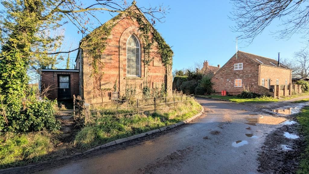 Chapel Lane, Great Carlton LN11 - Image 2