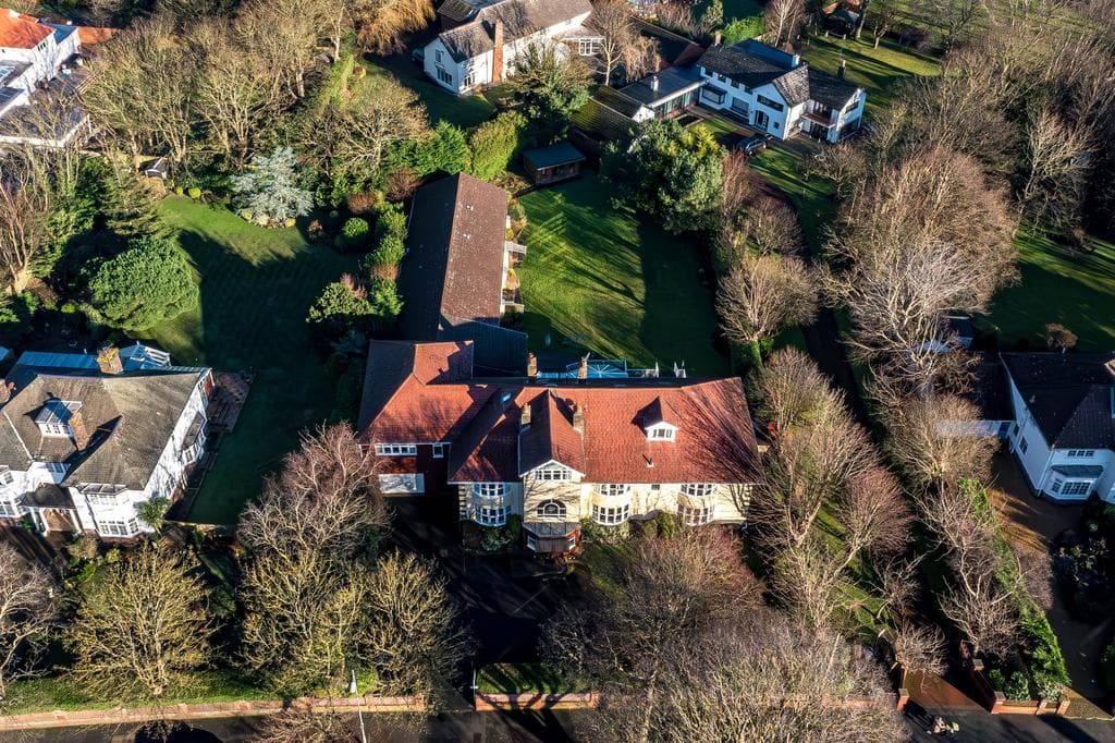 View property at Dowhills Road, Blundellsands, L23